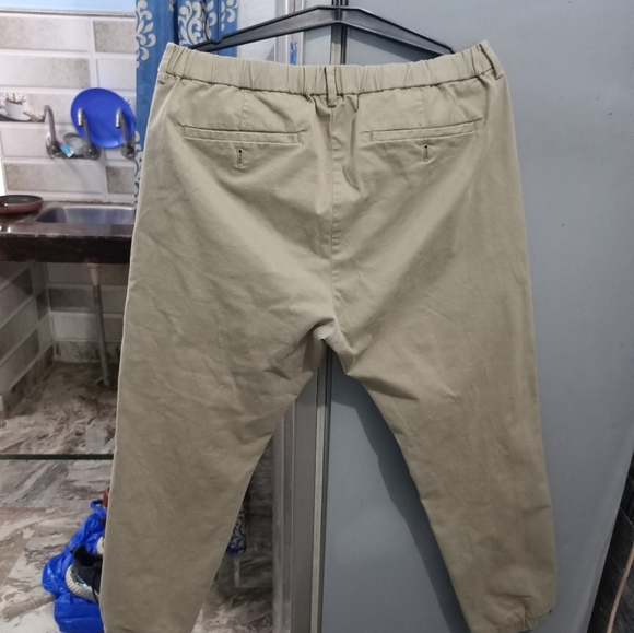 Uniqlo - Picture 10 of 14